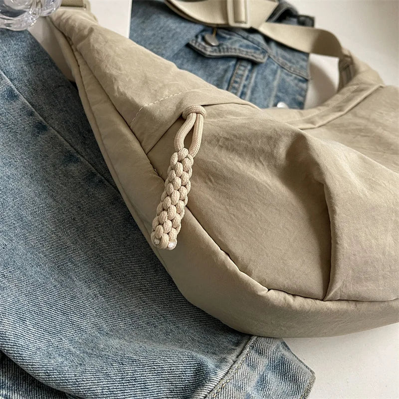 Bolsa de ombro de tecido de náilon nova alta capacidade feminina crossbody saco do mensageiro lazer versátil ombro hobos saco
