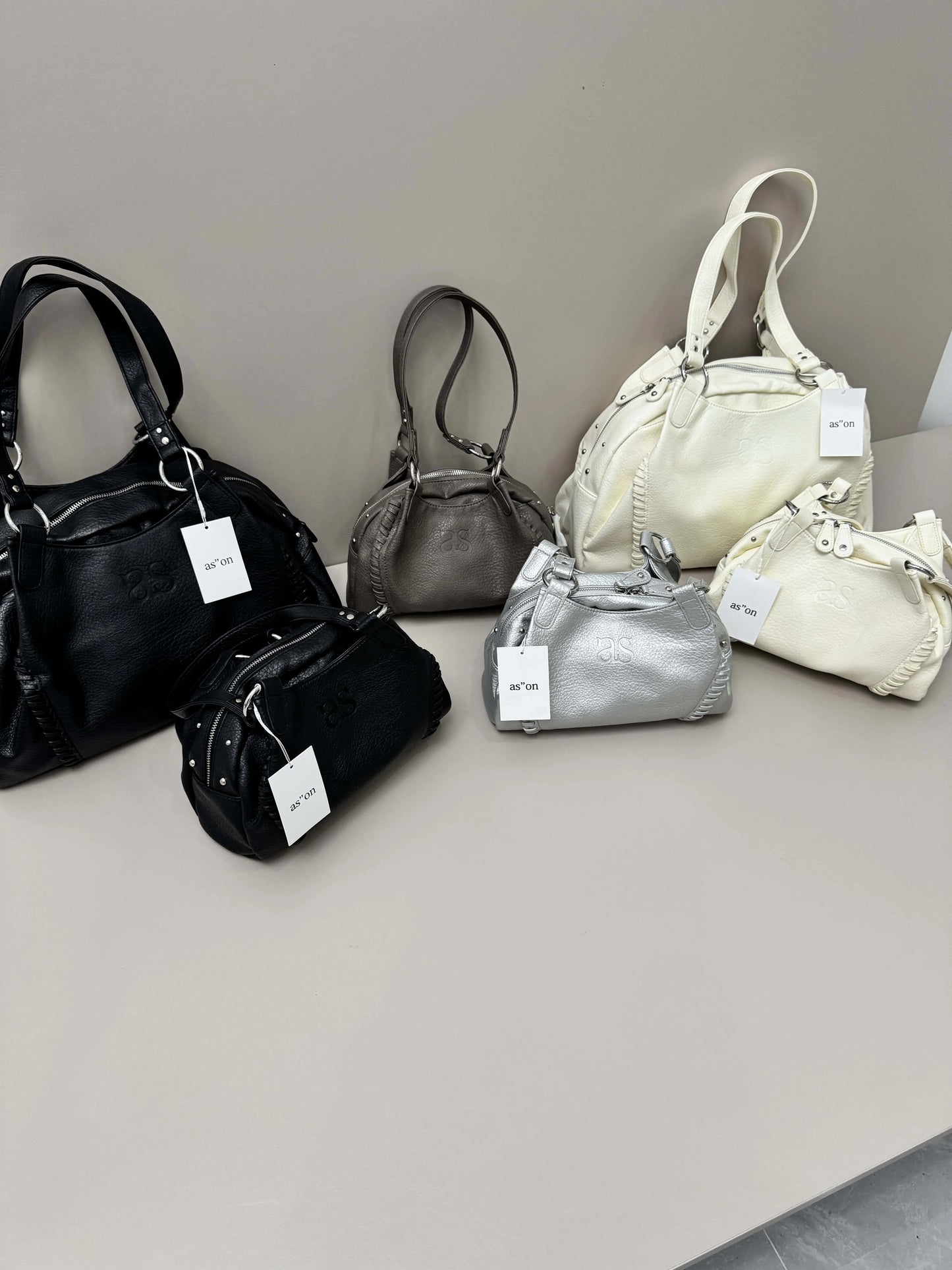 Nicho coreano ASON 24FW couro mini motocicleta bolsa de ombro único axila bolsa de grande capacidade