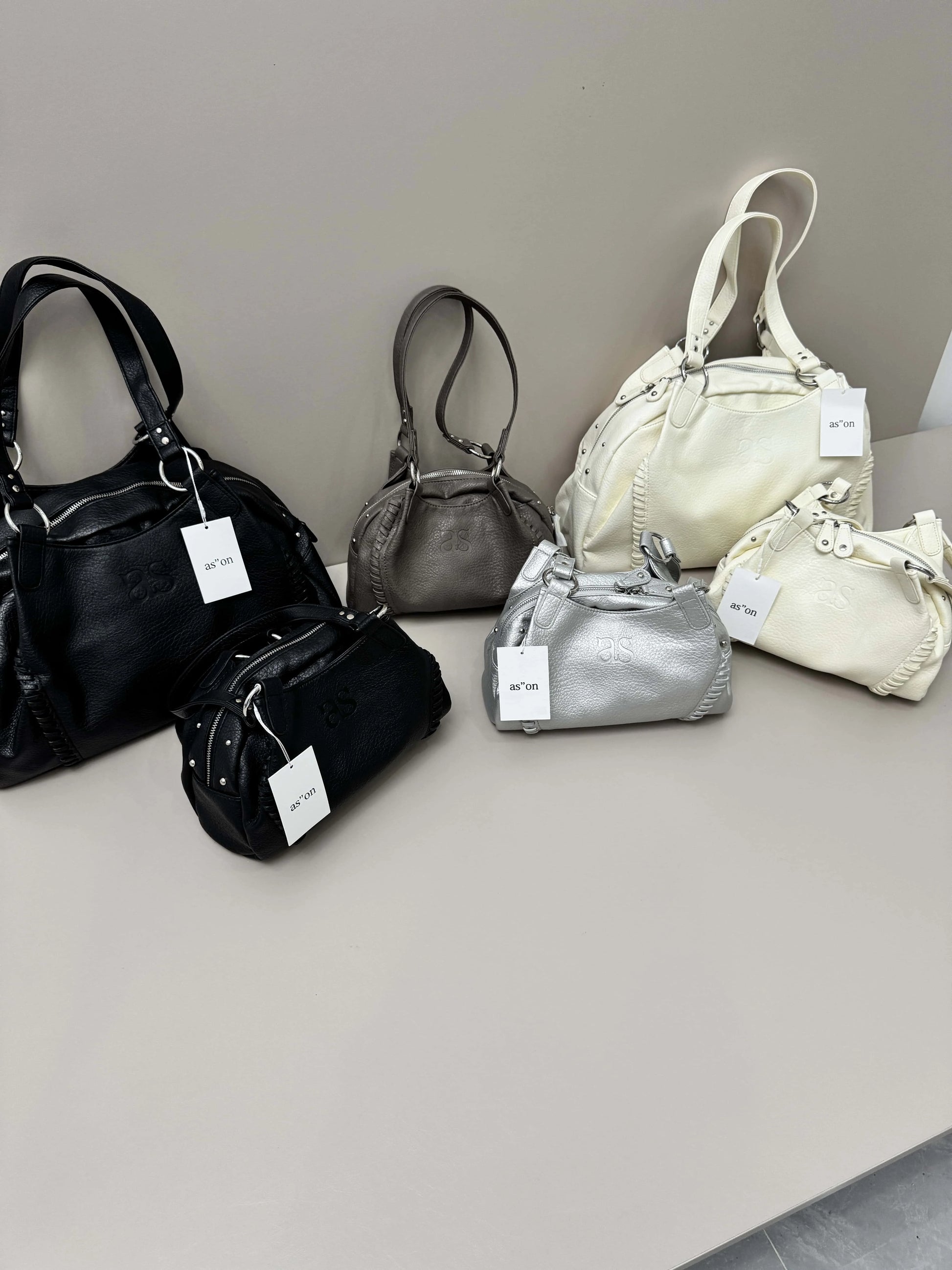 Nicho coreano ASON 24FW couro mini motocicleta bolsa de ombro único axila bolsa de grande capacidade