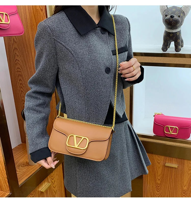 Bolsa feminina de couro de bezerro corrente de um ombro crossbody nova moda e versátil bolsa feminina de alta qualidade
