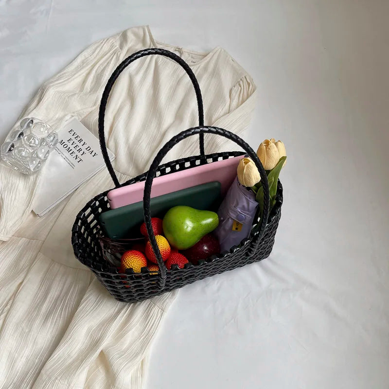 Leftside pequena cor sólida tecer sacolas para as mulheres 2025 moda verão sacos de ombro simples bolsas oco para fora saco de praia