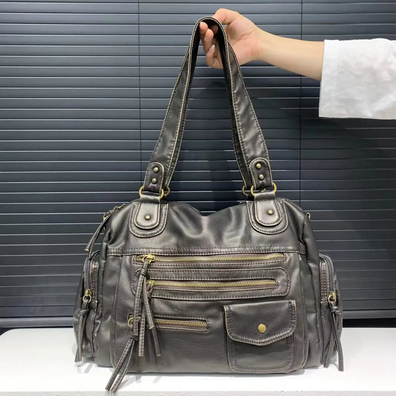 Y2k bolsa crossbody de ombro único para meninas, bolsa vintage de couro lavado para motocicleta, grande capacidade, bolsa com vários bolsos