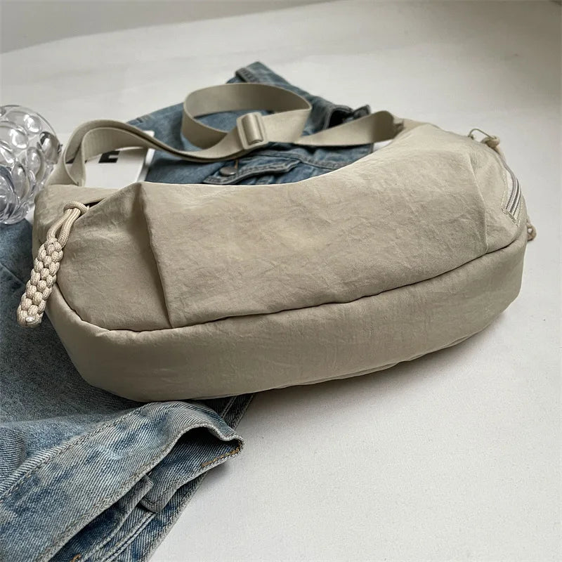 Bolsa de ombro de tecido de náilon nova alta capacidade feminina crossbody saco do mensageiro lazer versátil ombro hobos saco